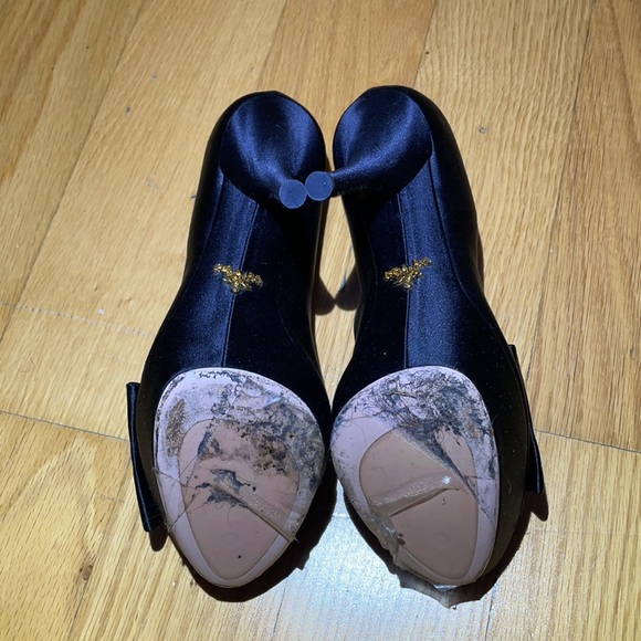 Prada high heel with black satin bow - Picture 4 of 8
